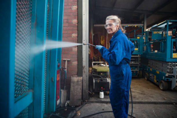 Best Driveway Pressure Washing  in Newtown Grant, PA